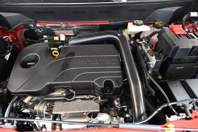 New 2027 Chevrolet Equinox RS w/ Convenience Package III FWD image 31