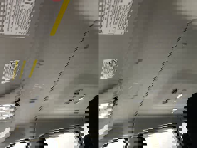 Used 2023 Ford Transit 350 XLT image 28