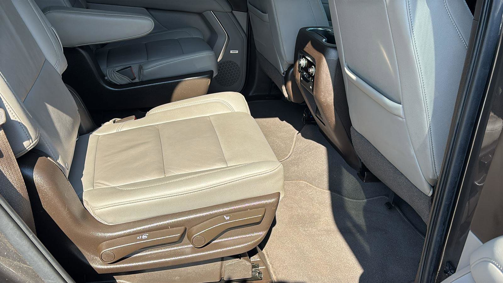 Used 2021 Chevrolet Tahoe Z71 w/ Luxury Package image 21