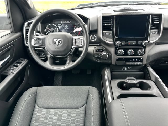 New 2026 RAM 1500 Express AWD/4WD image 17