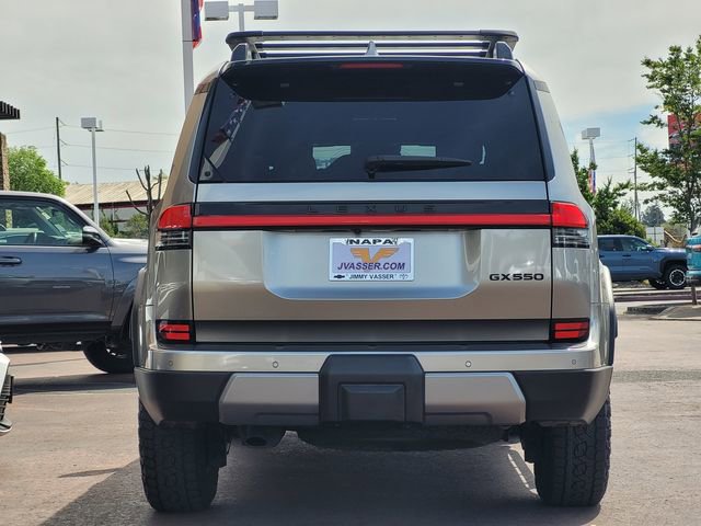 Used 2024 Lexus GX 550 image 7