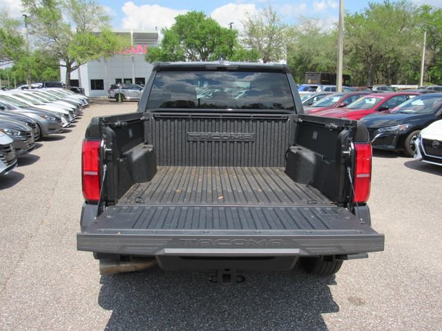 Used 2025 Toyota Tacoma TRD Sport image 5