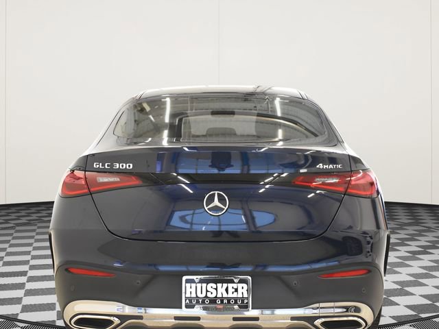 Used 2024 Mercedes-Benz GLC 300 4MATIC image 11