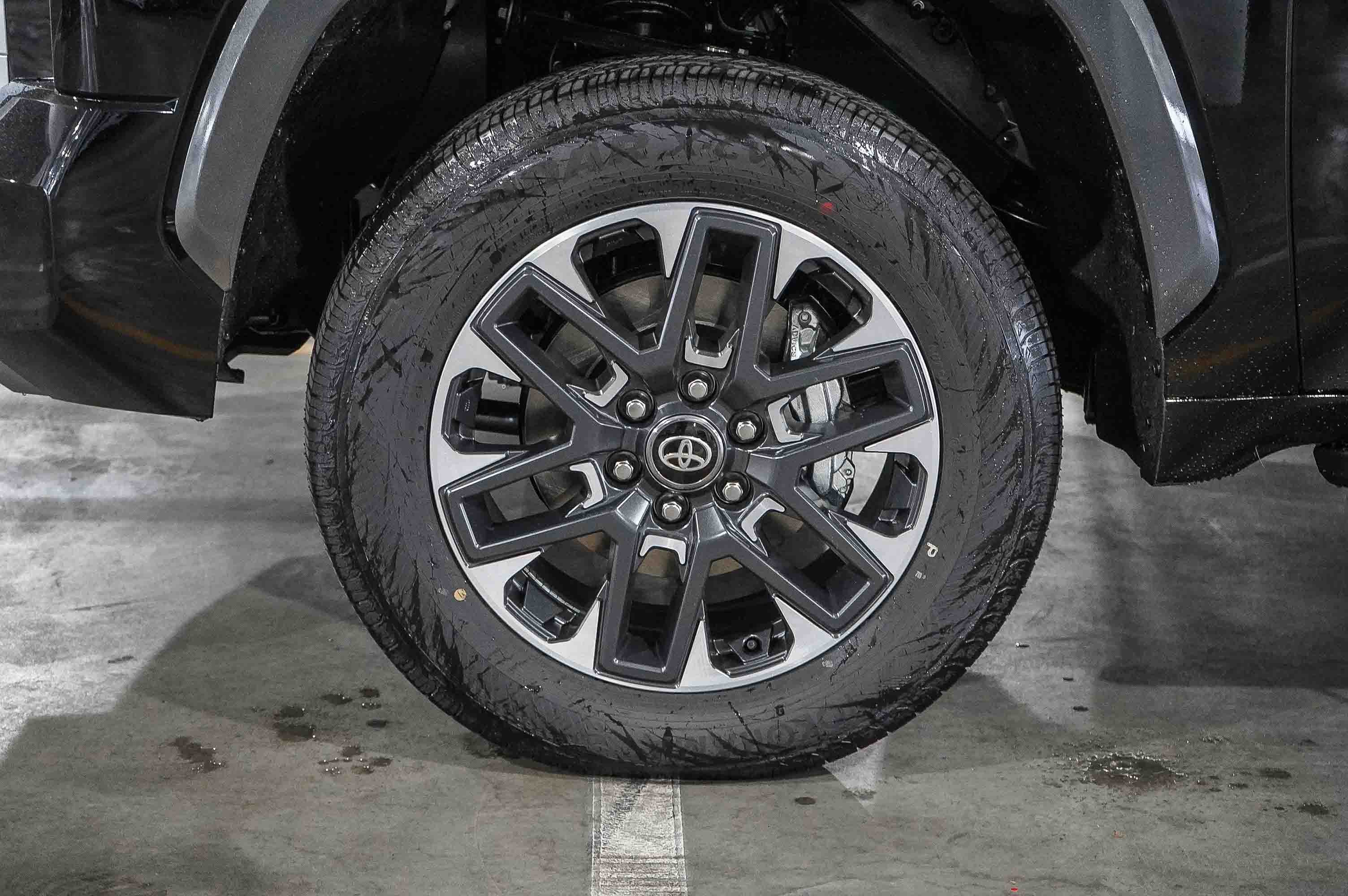 New 2026 Toyota Tundra Limited image 5