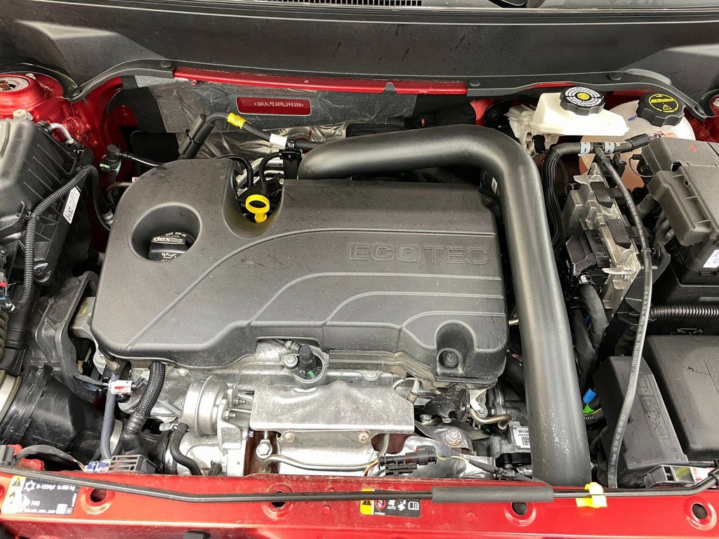 Used 2024 GMC Terrain SLT image 45