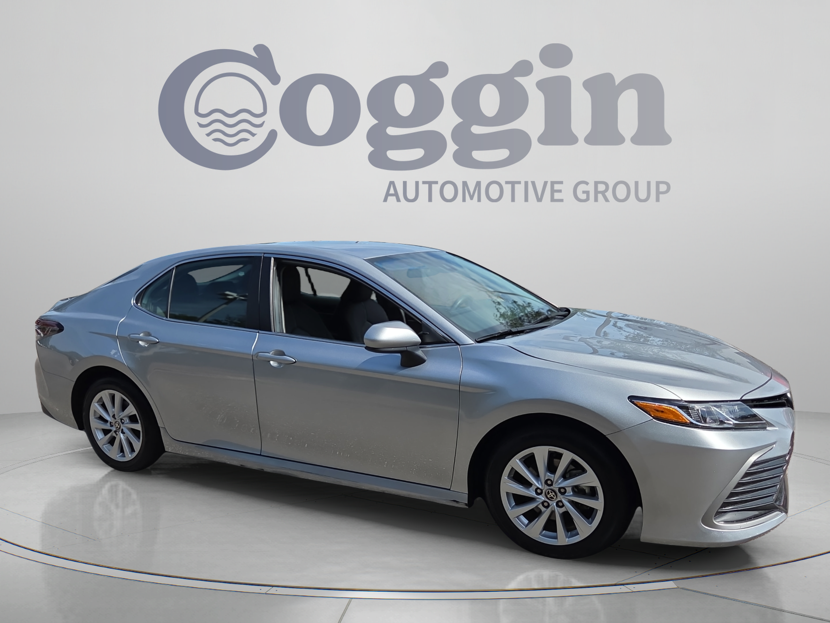 Used 2024 Toyota Camry LE FWD image 7