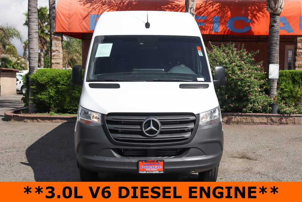 Used 2021 Mercedes-Benz Sprinter 3500 image 3