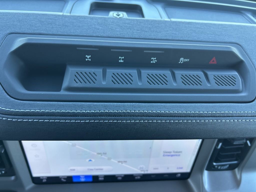 New 2025 Ford Bronco Outer Banks w/ Sasquatch Package image 26