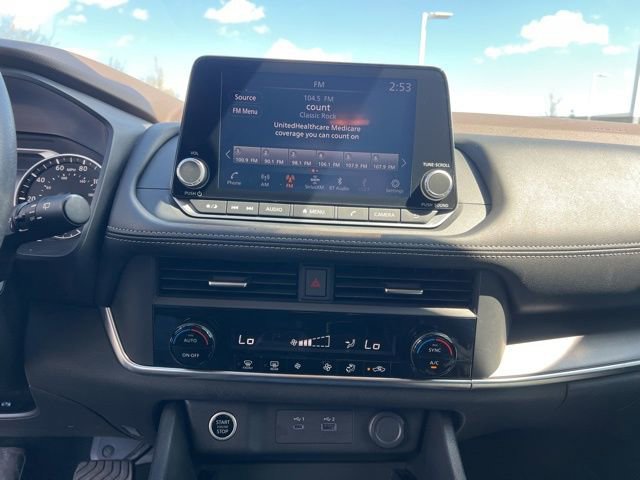 Used 2023 Nissan Rogue SV AWD/4WD image 17