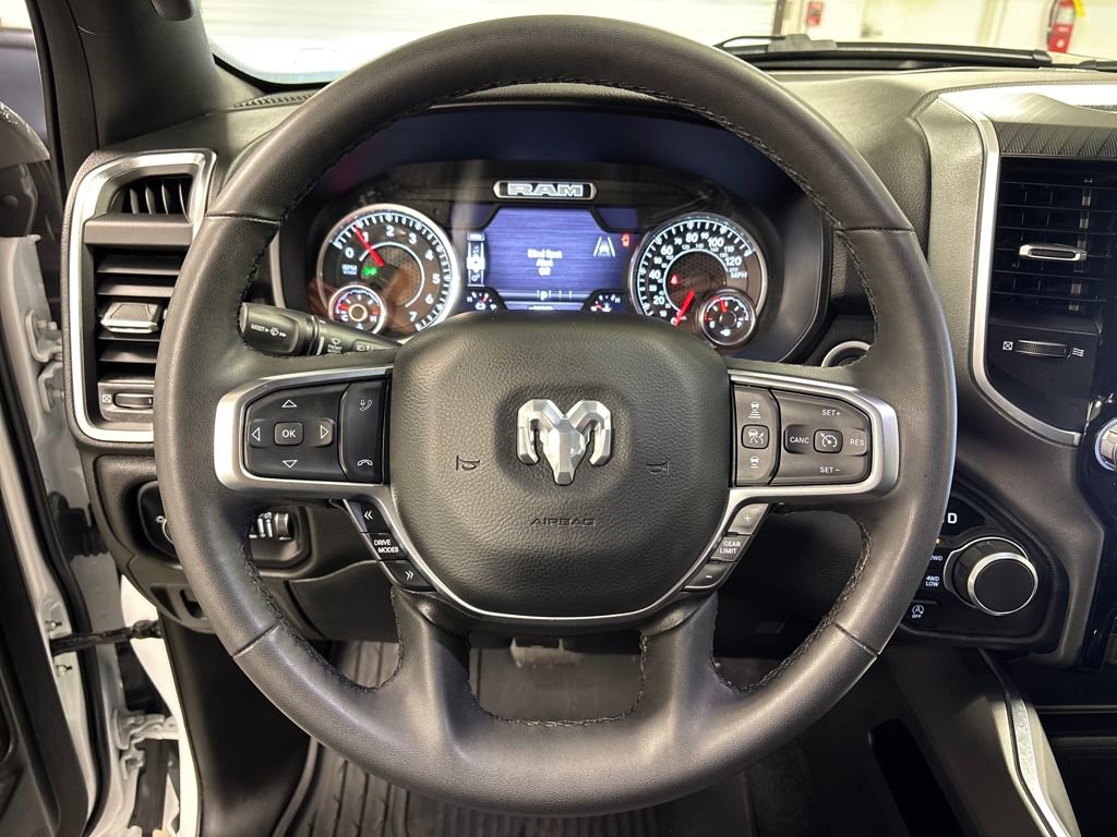 Used 2025 RAM 1500 Big Horn image 33