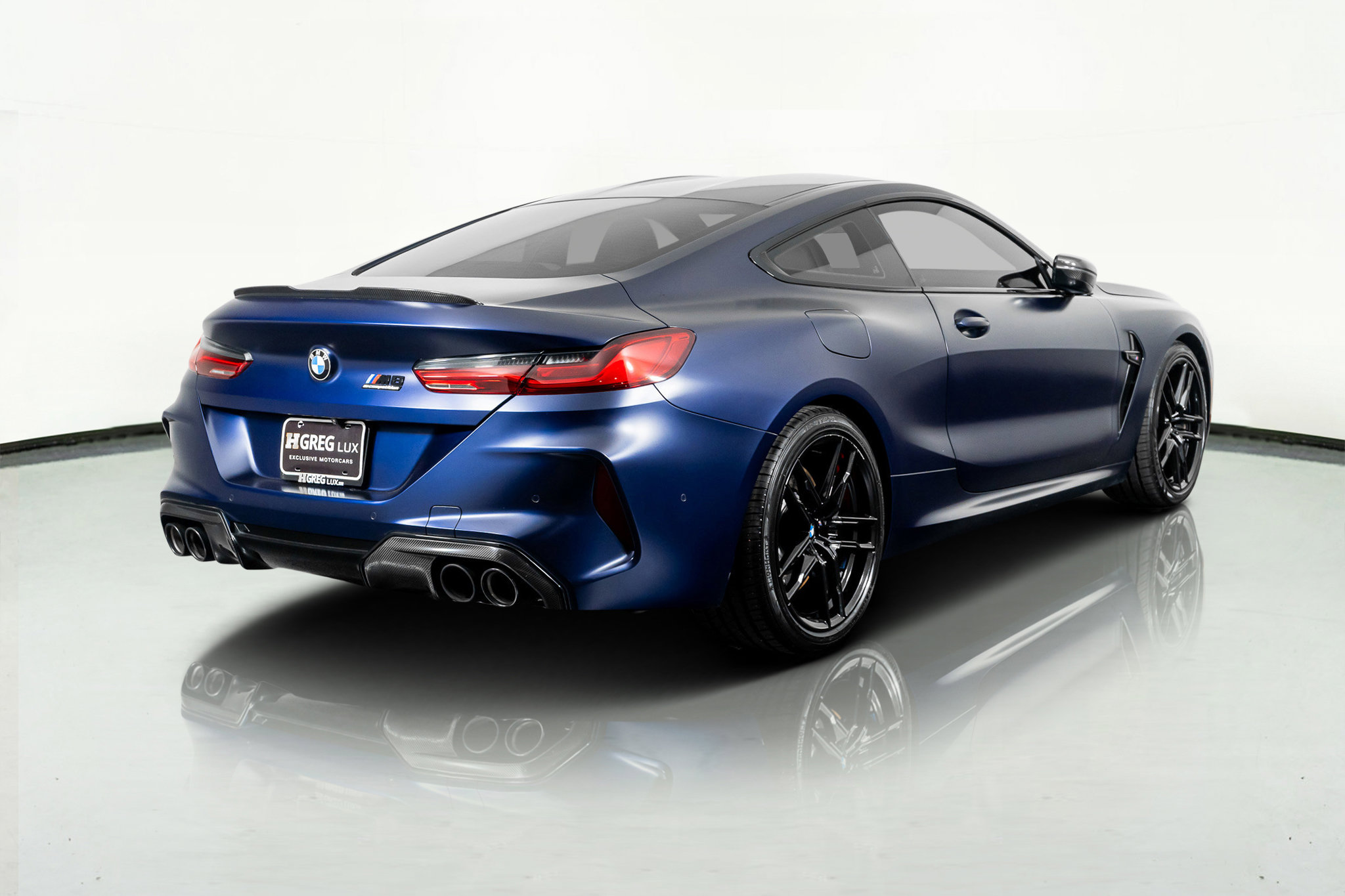 Used 2025 BMW M8 Competition w/ M Carbon Exterior Package image 10