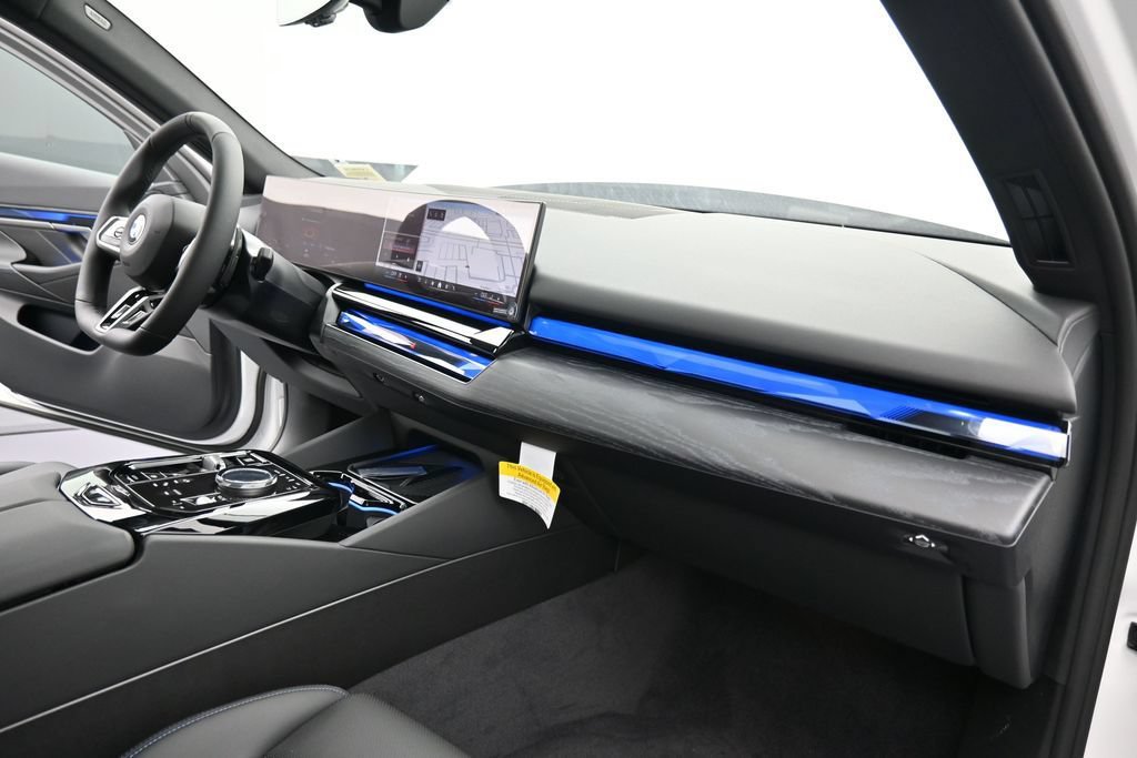 New 2027 BMW 530i xDrive w/ M Sport Package AWD/4WD image 19