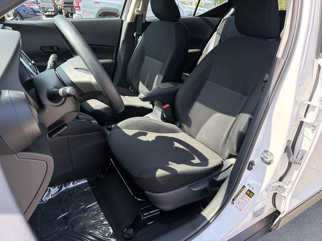 Used 2024 Nissan Kicks S FWD image 28