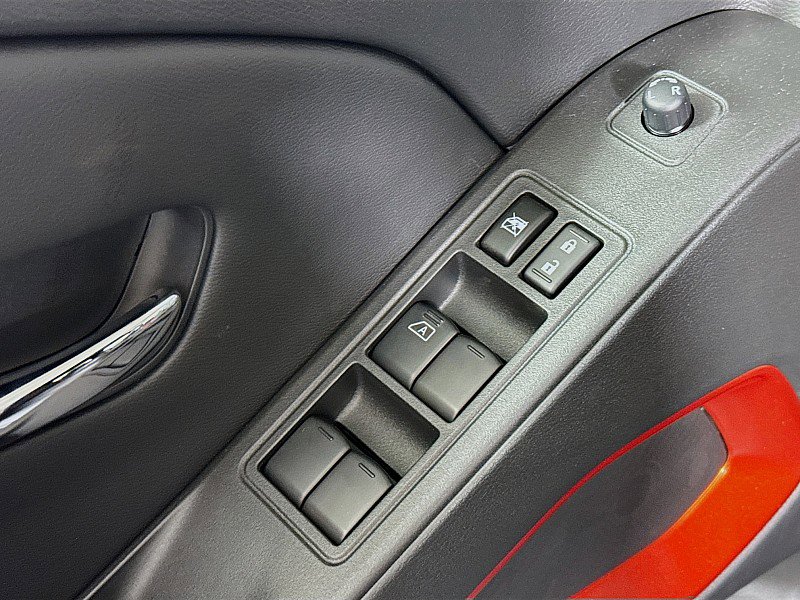 New 2025 Nissan Frontier PRO-4X image 18