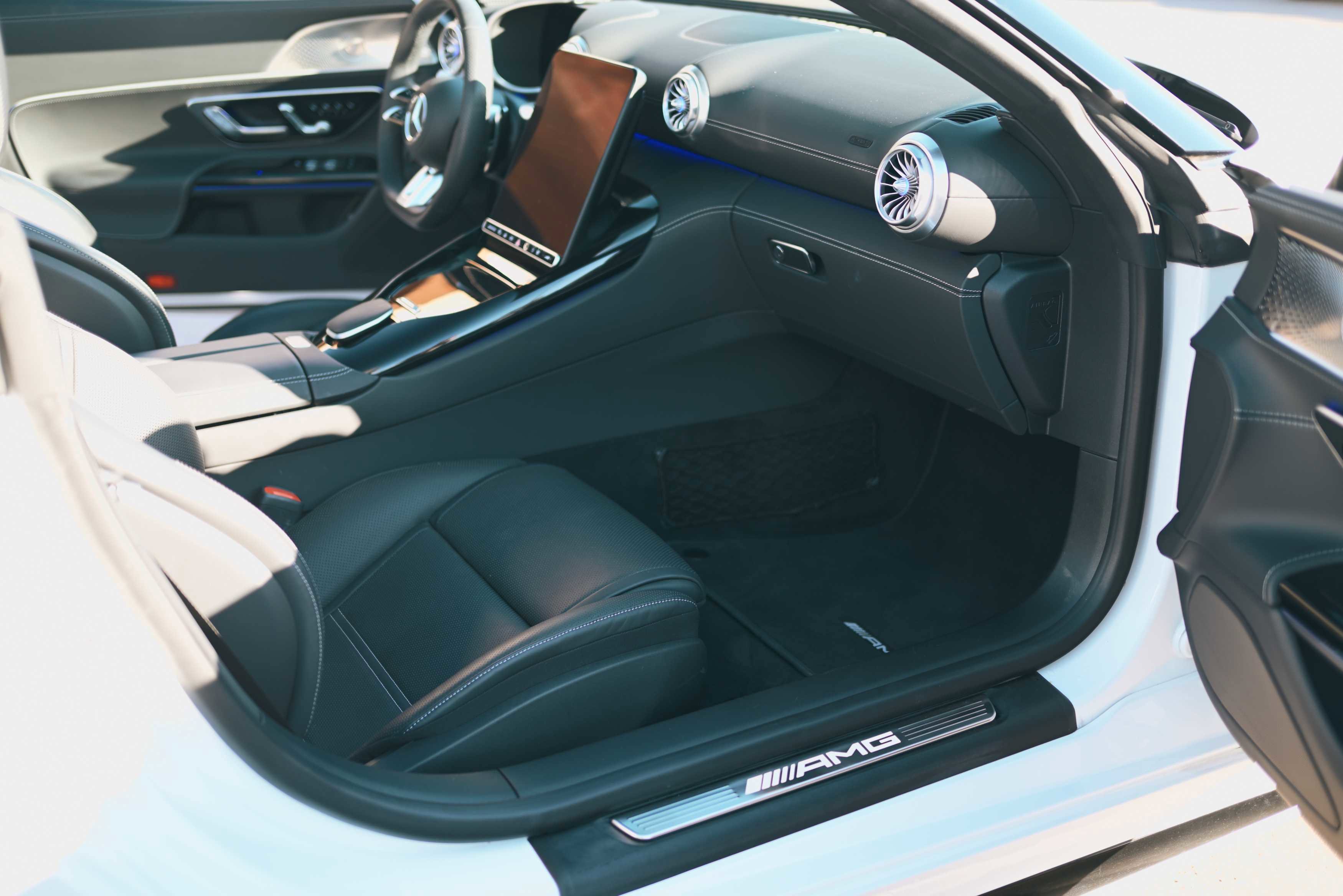 Used 2024 Mercedes-Benz SL 55 AMG 4MATIC image 18
