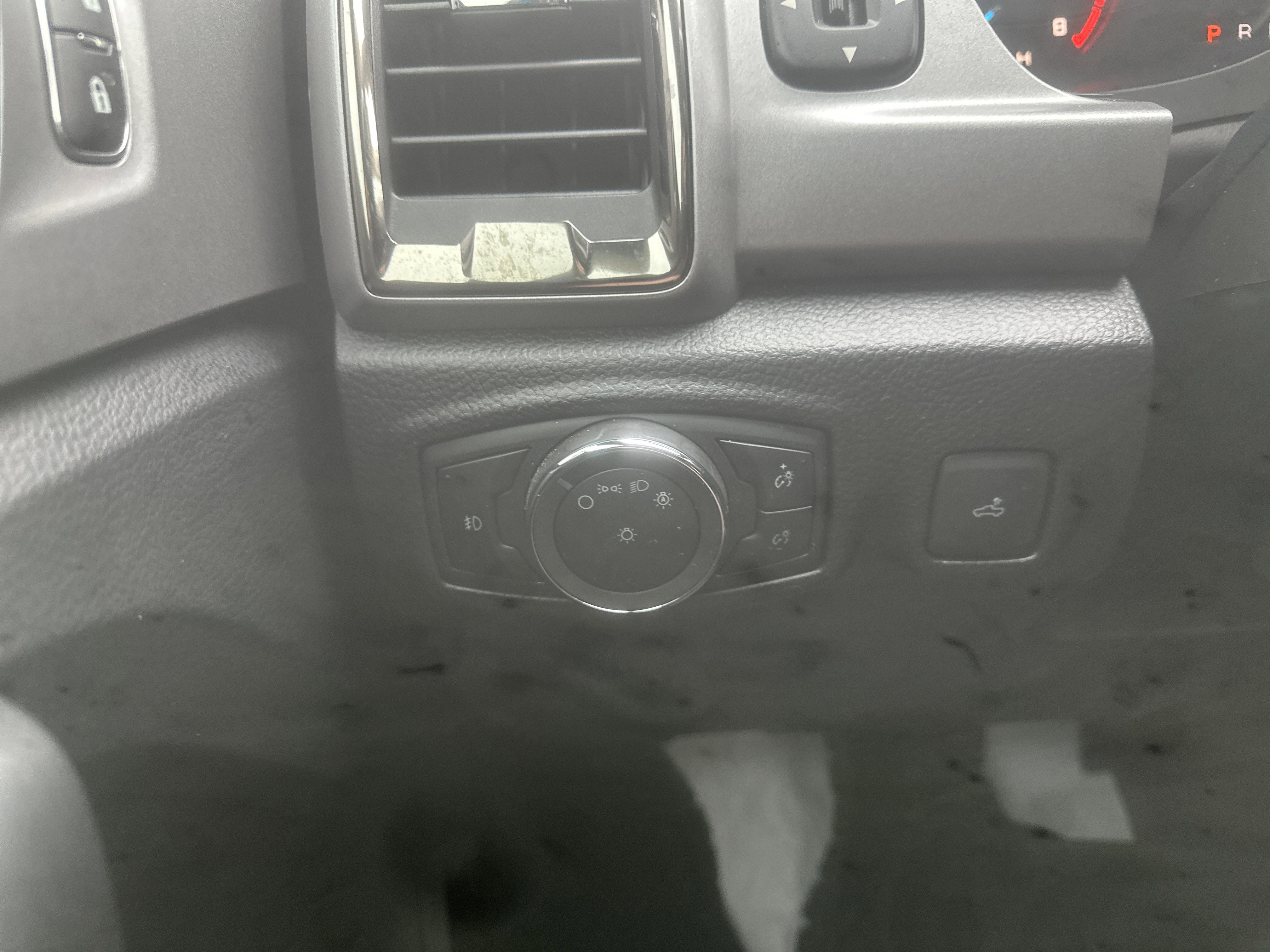 Used 2023 Ford Ranger XLT w/ Equipment Group 302A High image 16