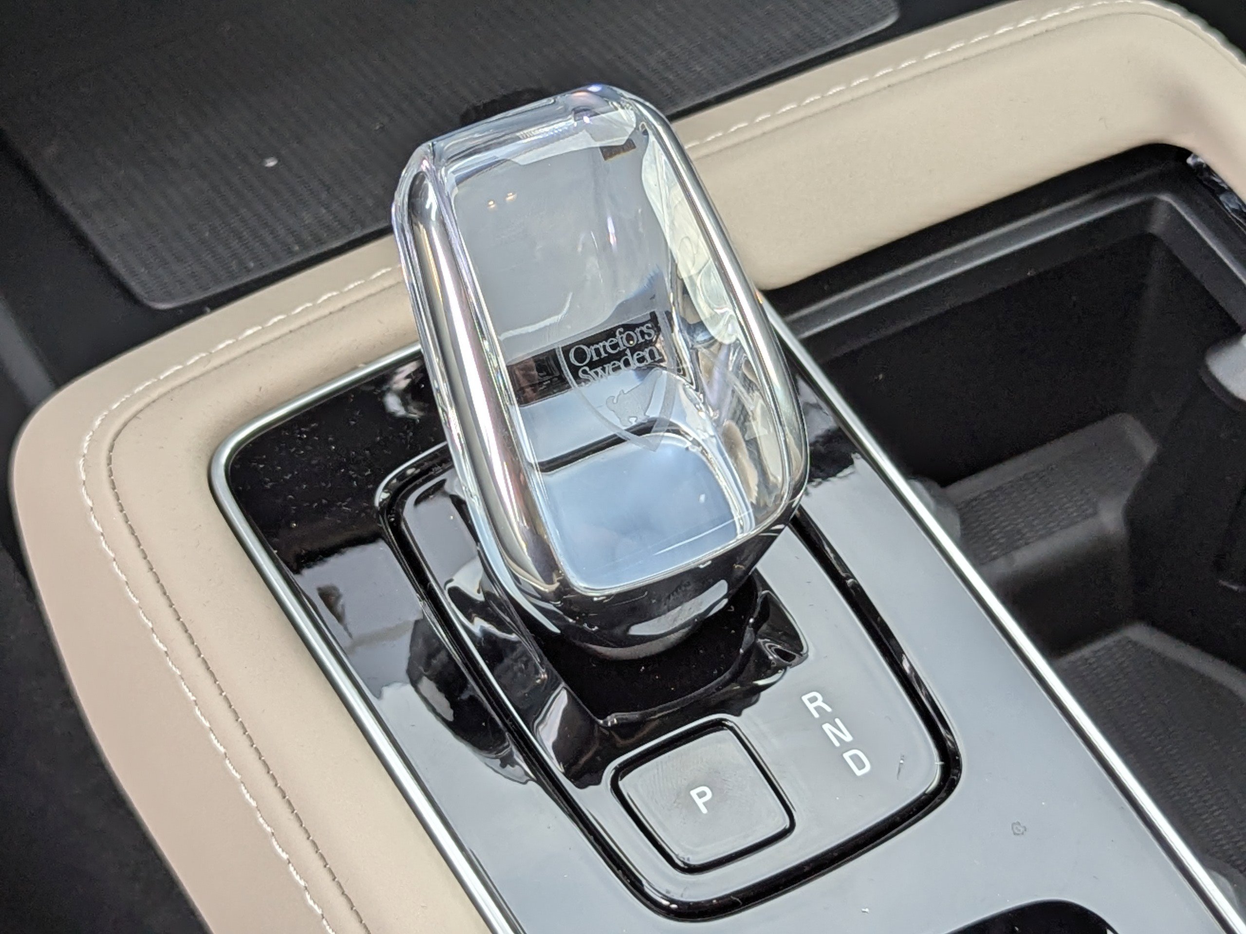 New 2026 Volvo XC90 B6 Ultra w/ Protection Package image 24