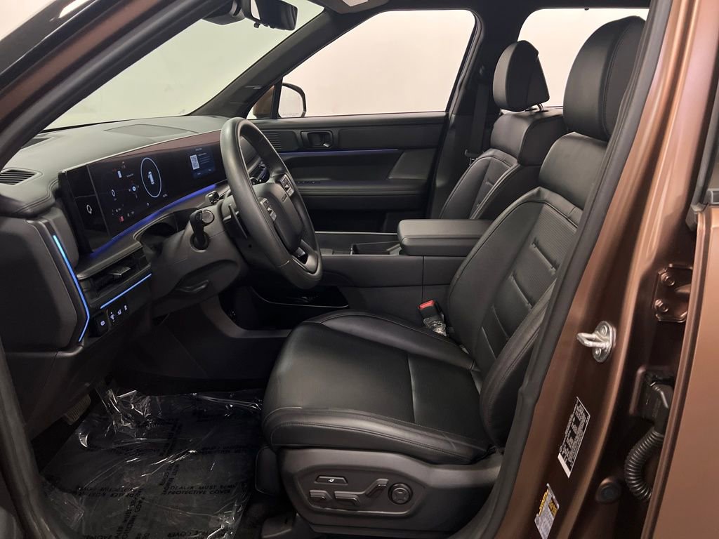 Used 2024 Hyundai Santa Fe Calligraphy image 11