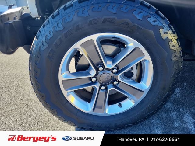 Used 2020 Jeep Wrangler Unlimited Sahara w/ Safety Group image 19