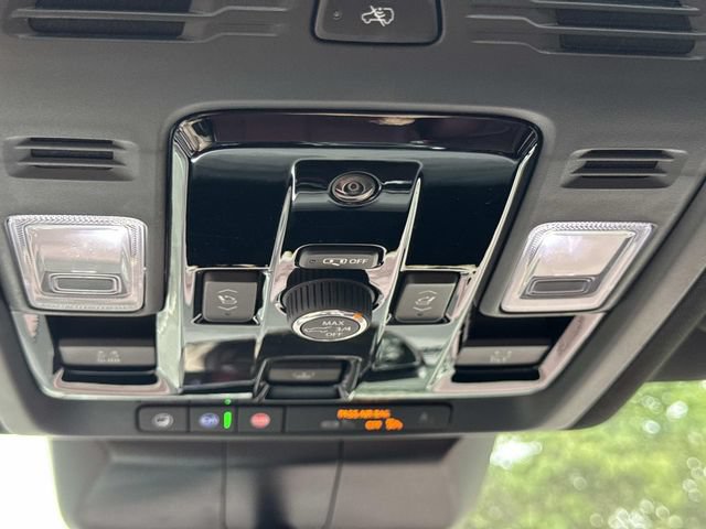 Certified 2025 Cadillac Escalade Sport w/ Touring Package AWD/4WD image 24