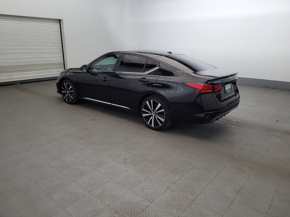 Used 2019 Nissan Altima 2.5 SR FWD image 3