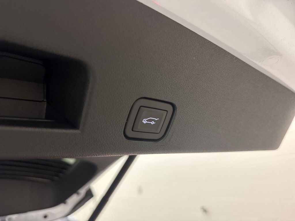 New 2026 GMC Acadia Elevation w/ Elevation Premium Package image 8