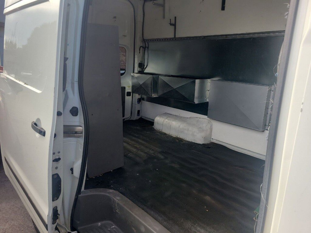 Used 2012 Nissan NV 2500 S w/ Side Curtain Airbag Pkg image 6