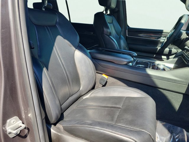 Certified 2022 Jeep Wagoneer Series I AWD/4WD image 23