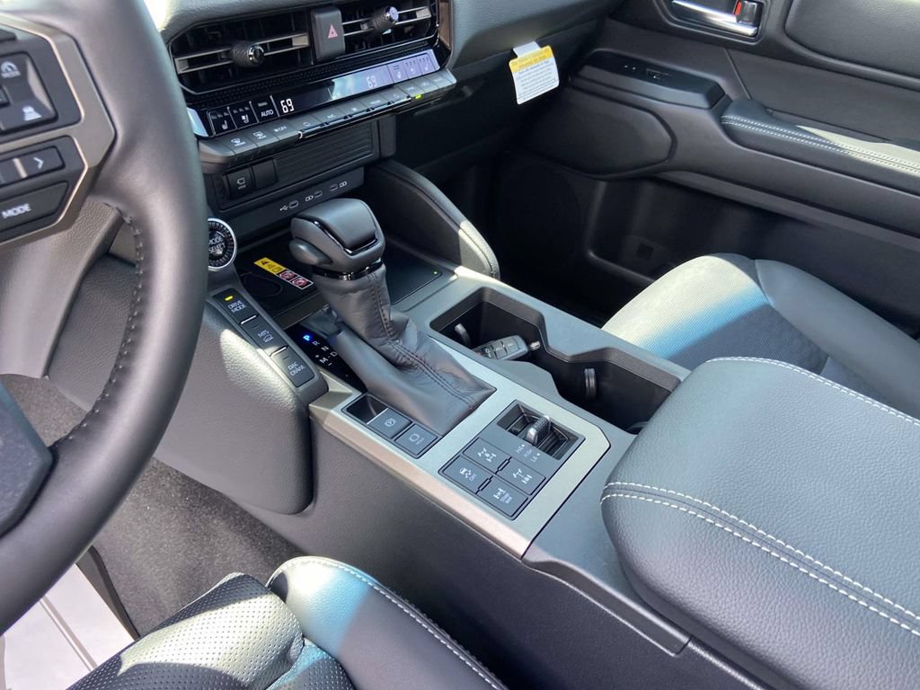 Used 2026 Toyota Land Cruiser AWD/4WD image 21