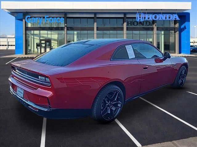 Used 2024 Dodge Charger R/T w/ Plus Group AWD/4WD image 2