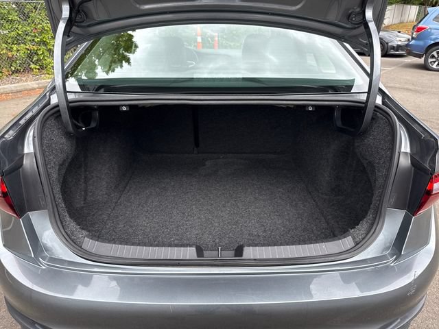 Used 2024 Volkswagen Jetta SE FWD image 14