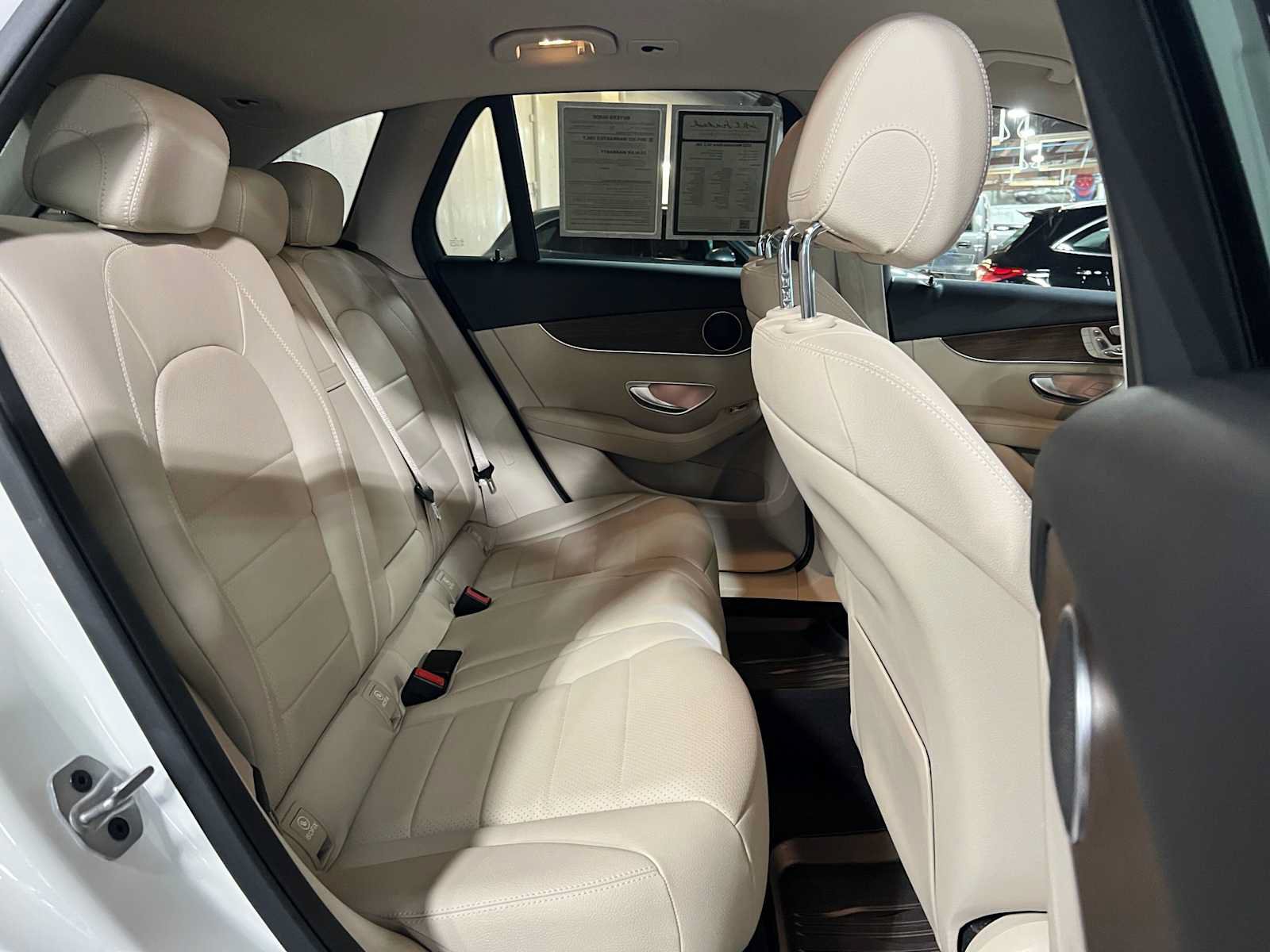 Used 2022 Mercedes-Benz GLC 300 4MATIC image 13