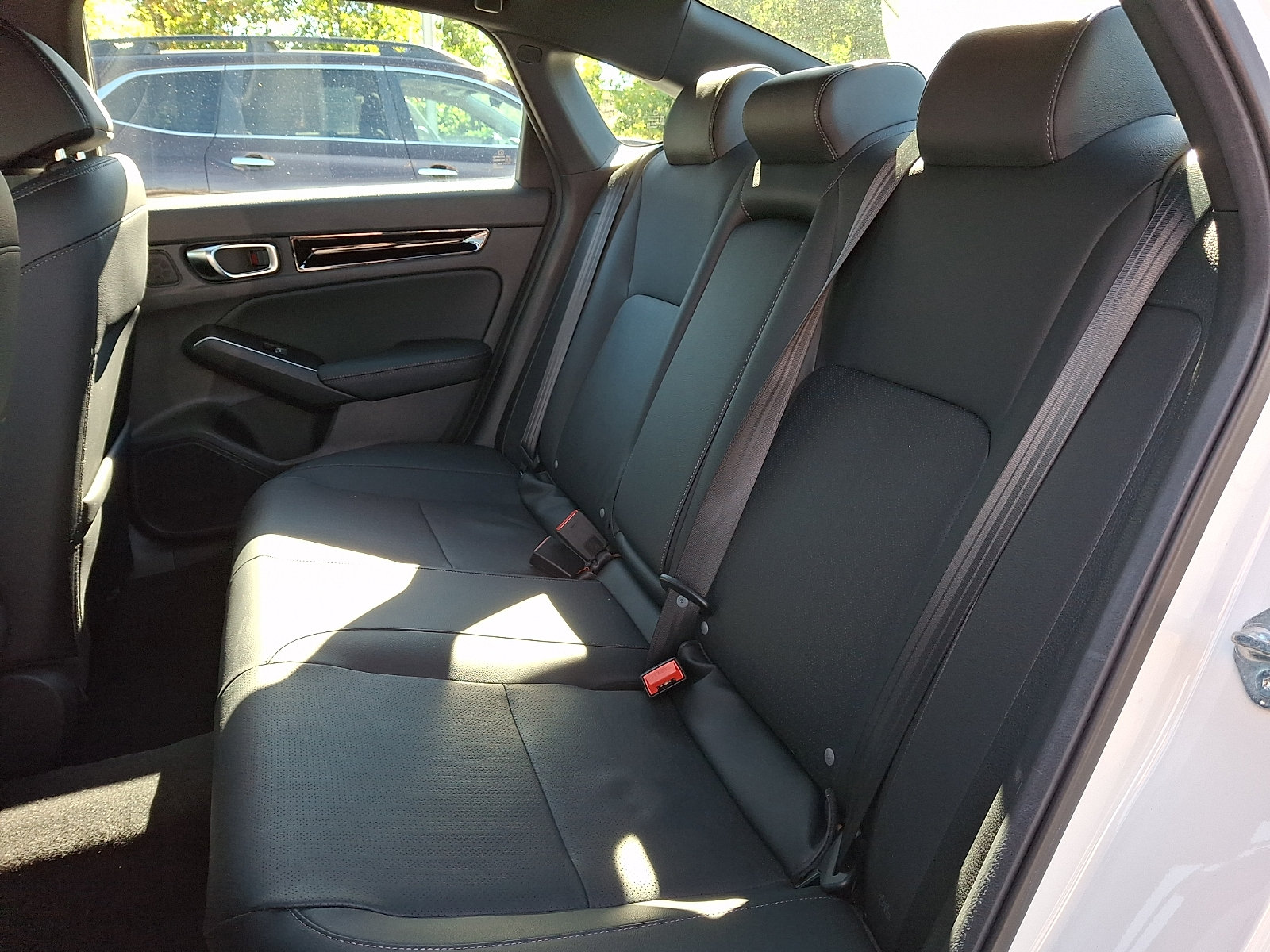 Certified 2025 Honda Civic FWD Hybrid Sedan image 9