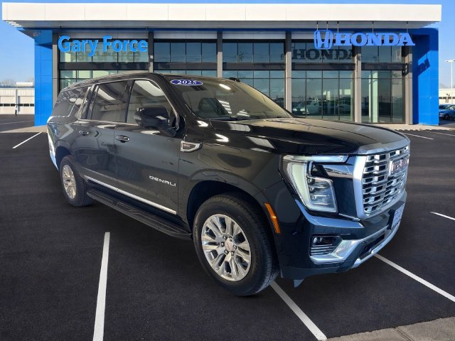 Used 2025 GMC Yukon XL Denali