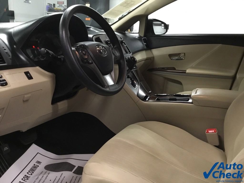 Used 2014 Toyota Venza LE AWD/4WD image 28