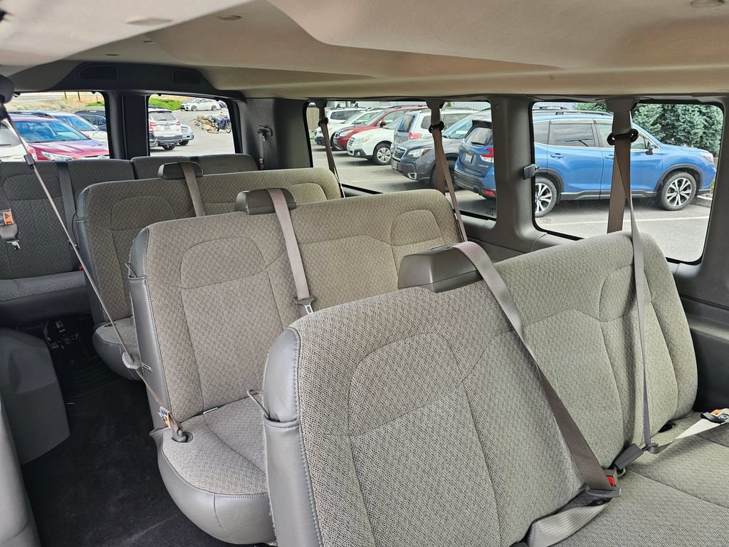 Certified 2025 Chevrolet Express 3500 LT RWD image 36