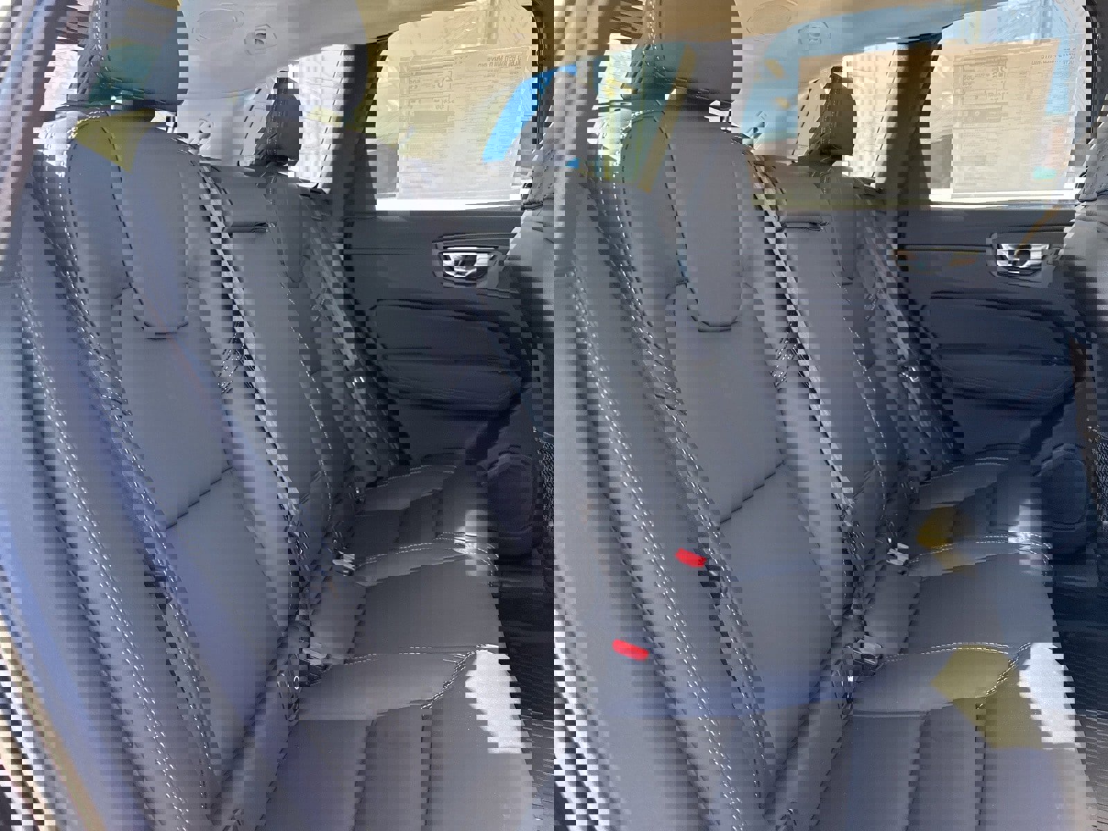 New 2026 Volvo XC60 B5 Ultra w/ Protection Package Premier image 13