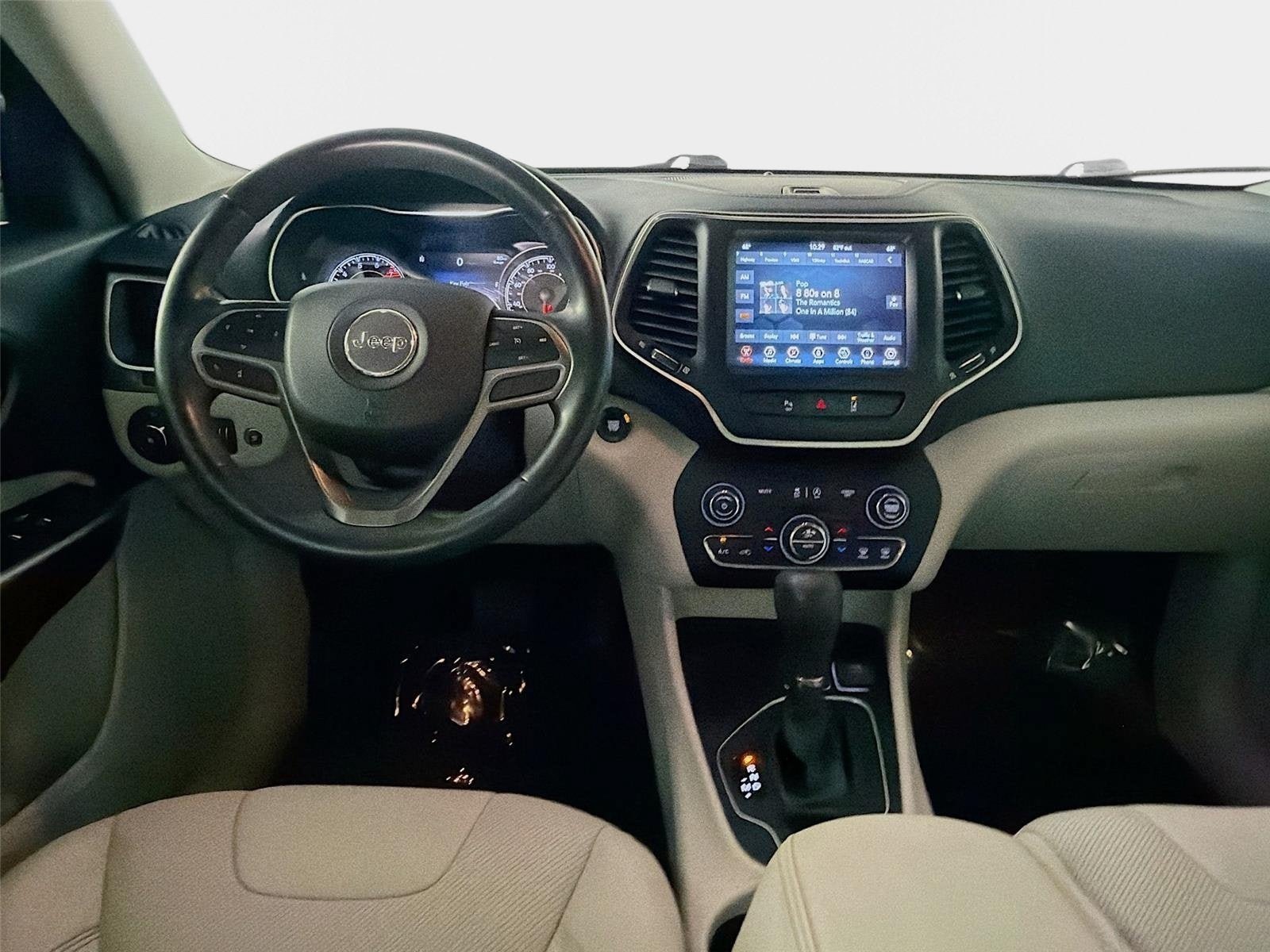 Used 2021 Jeep Cherokee Latitude Lux w/ Sun & Sound Group FWD image 22