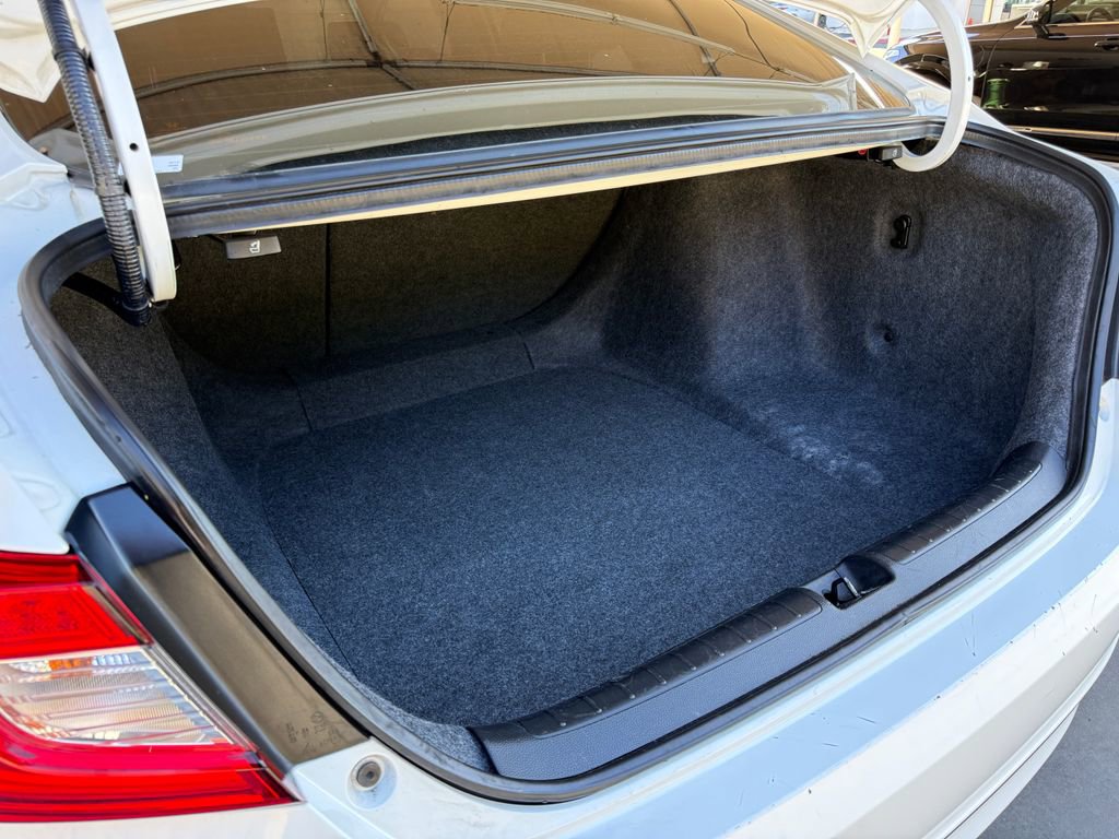 Used 2020 Honda Accord EX-L image 9