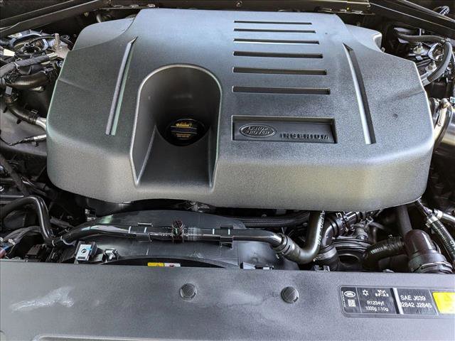 Certified 2023 Land Rover Defender 110 X-Dynamic SE image 24