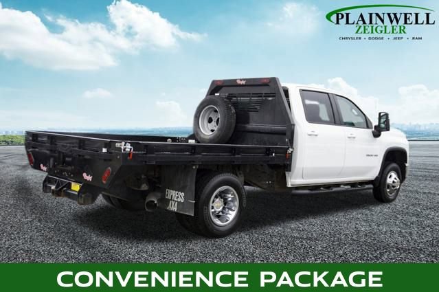 Used 2024 Chevrolet Silverado 3500 LT w/ Convenience Package image 3