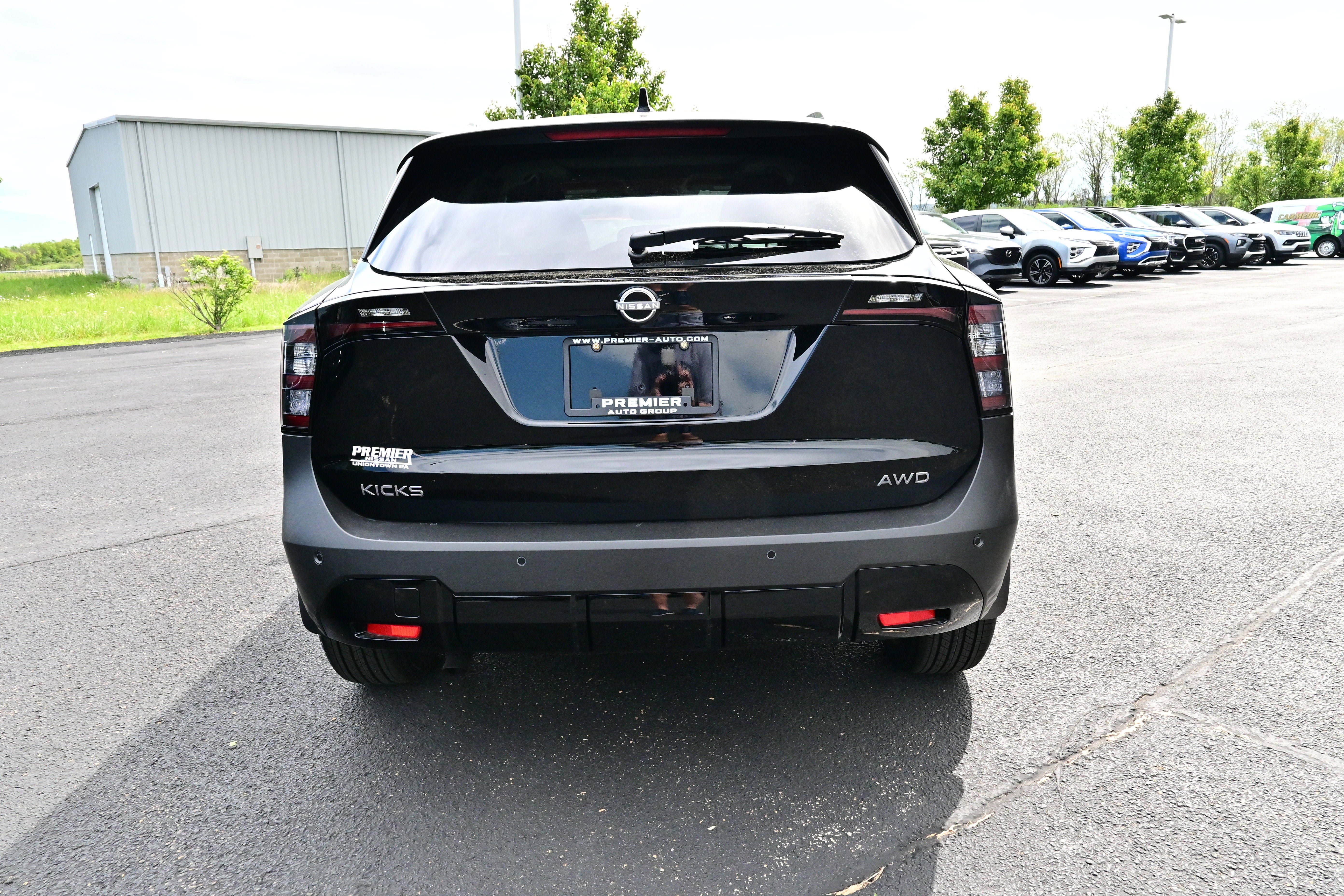 New 2026 Nissan Kicks SV w/ SV Premium Package AWD/4WD image 7