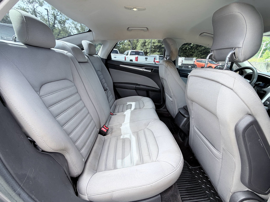Used 2014 Ford Fusion S FWD image 20