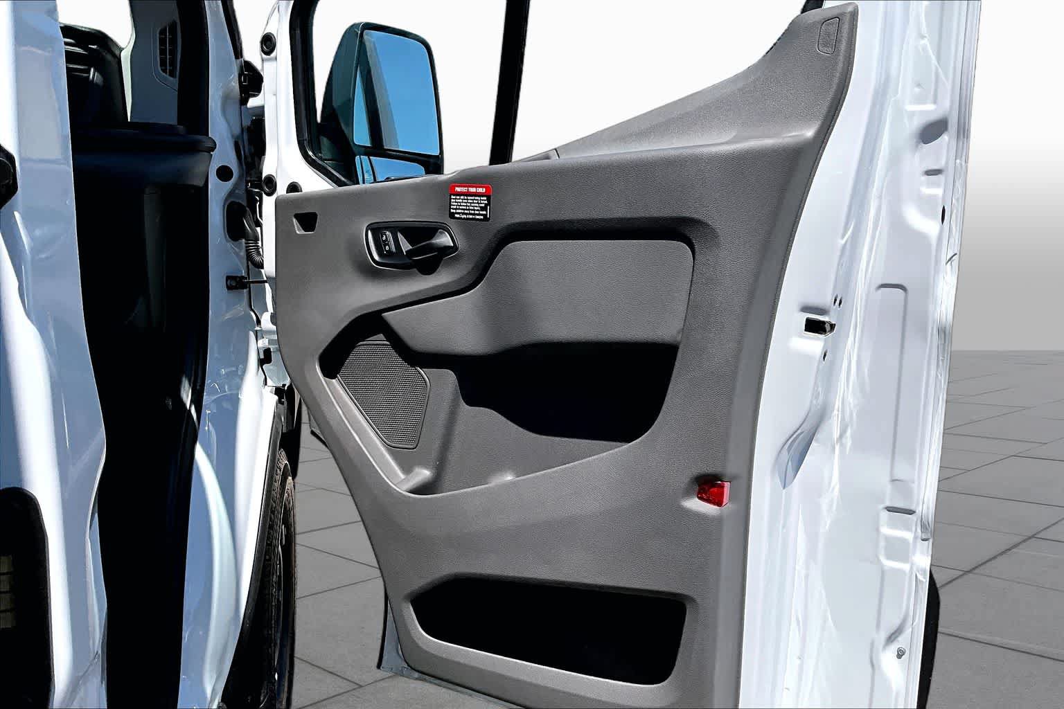 Used 2026 Ford Transit 250 Low Roof w/ Exterior Upgrade Package RWD image 23