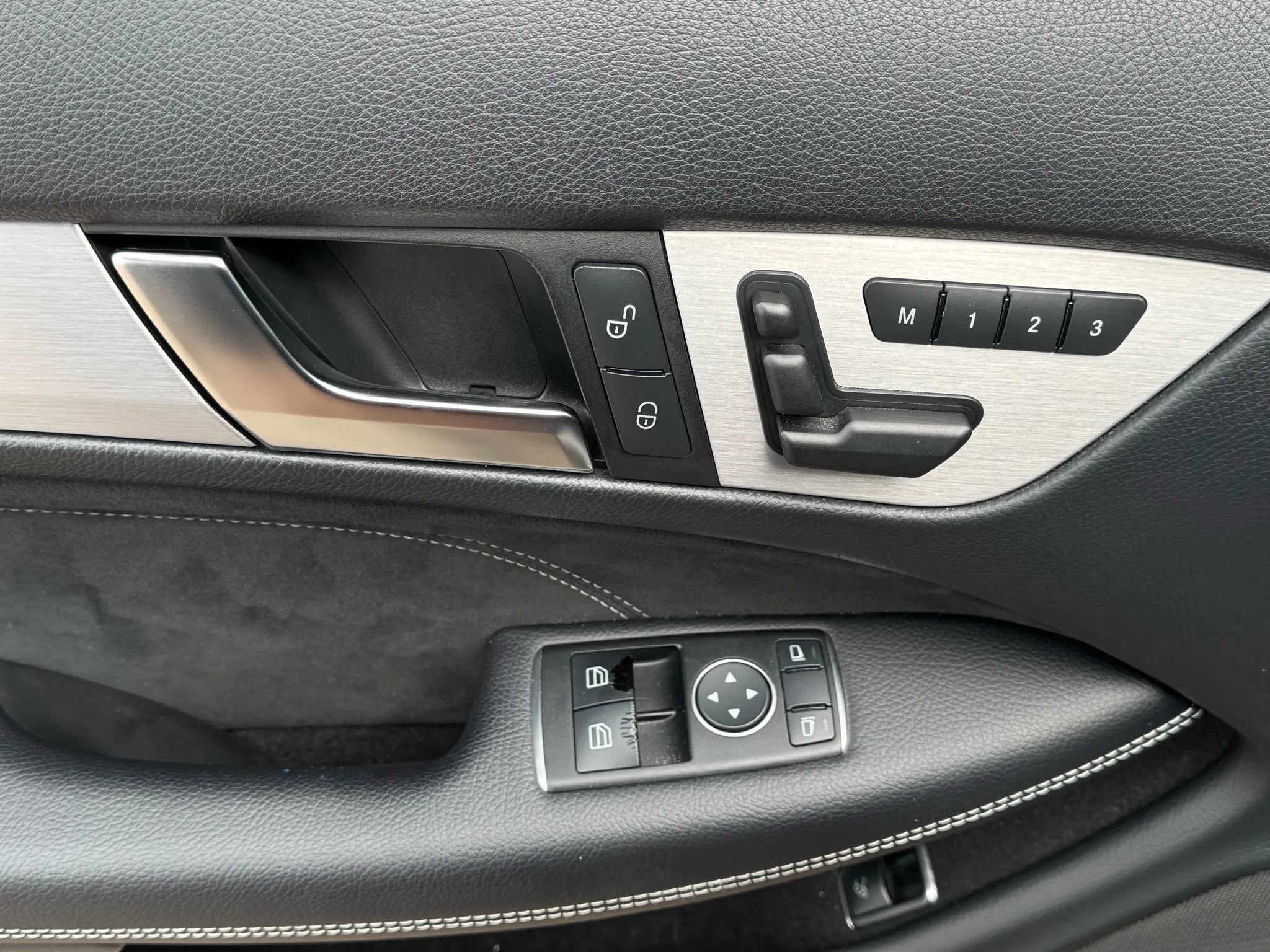 Used 2015 Mercedes-Benz C 250 Coupe image 32