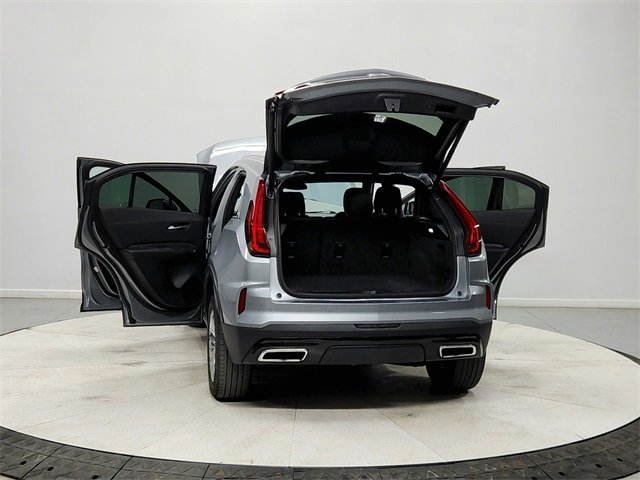 Used 2024 Cadillac XT4 Premium Luxury image 14