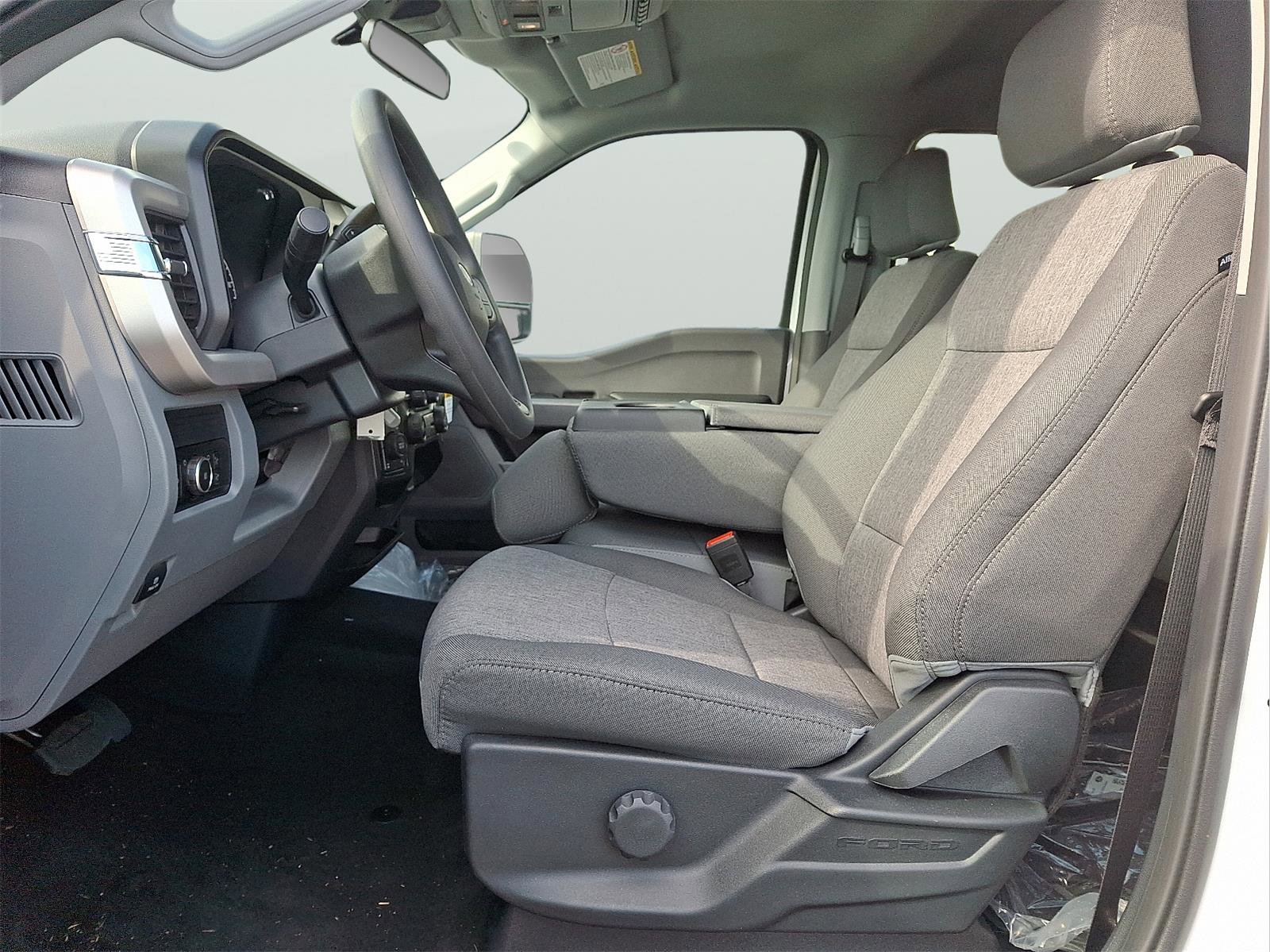 New 2026 Ford F250 XL w/ STX Appearance Package AWD/4WD image 10
