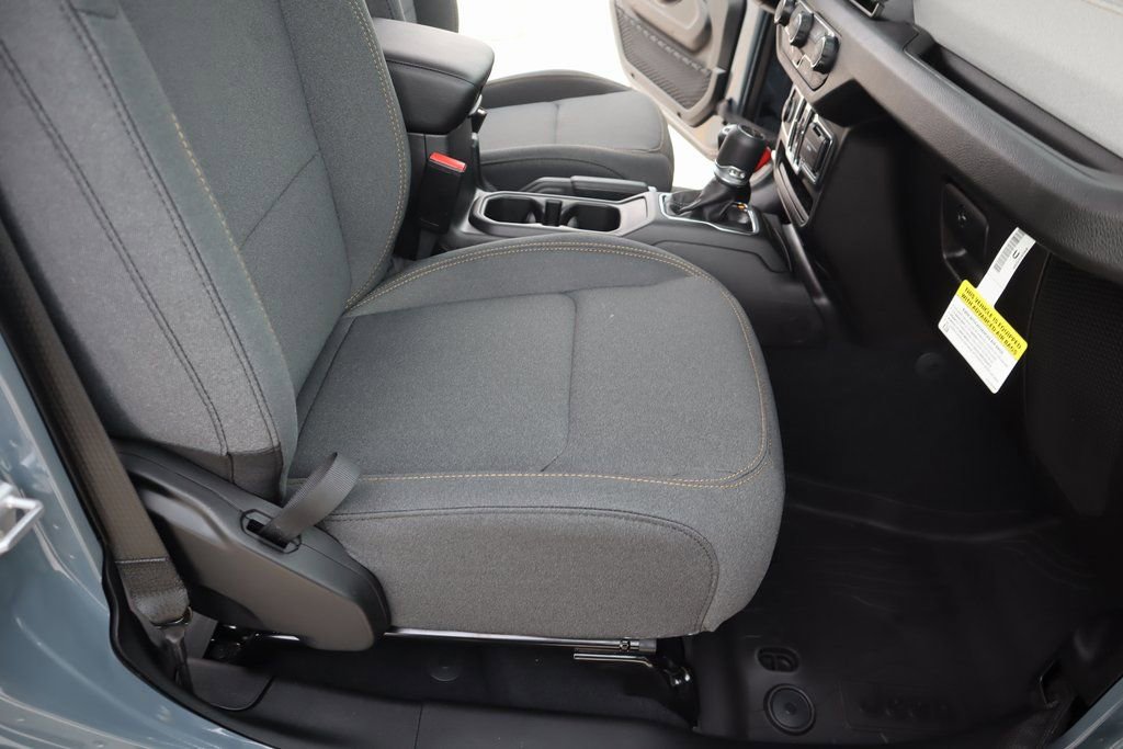 New 2026 Jeep Gladiator Sport image 12