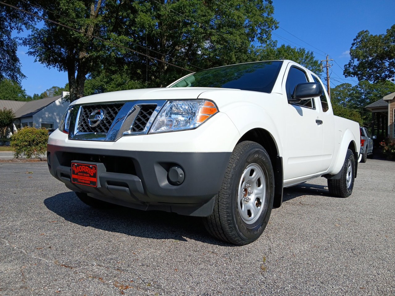 Used 2021 Nissan Frontier S image 2