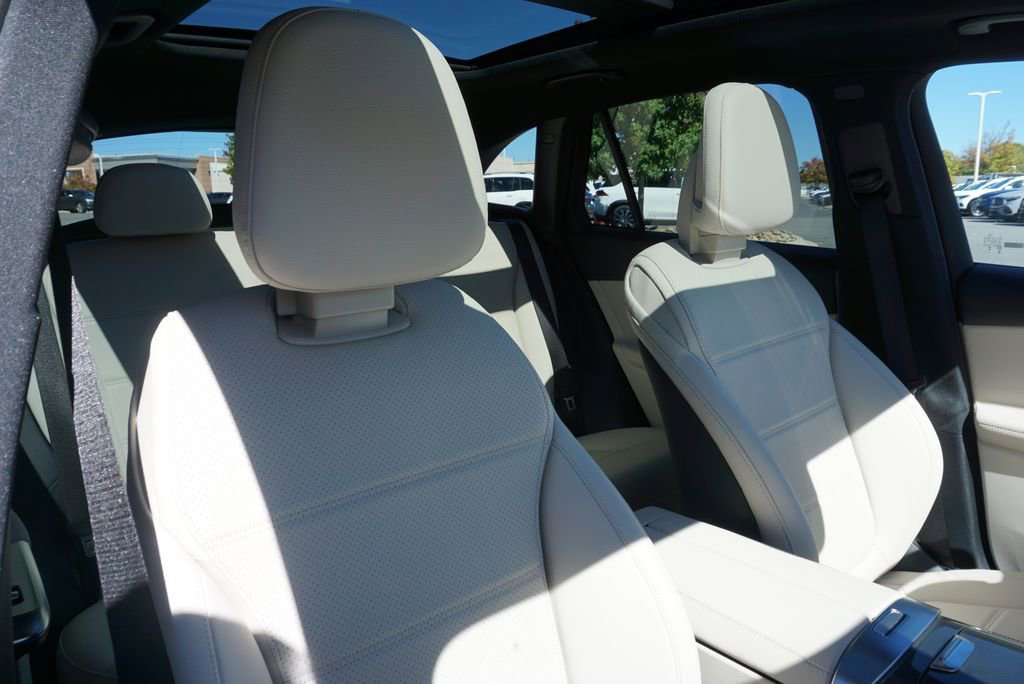 New 2026 Mercedes-Benz GLC 300 4MATIC image 65